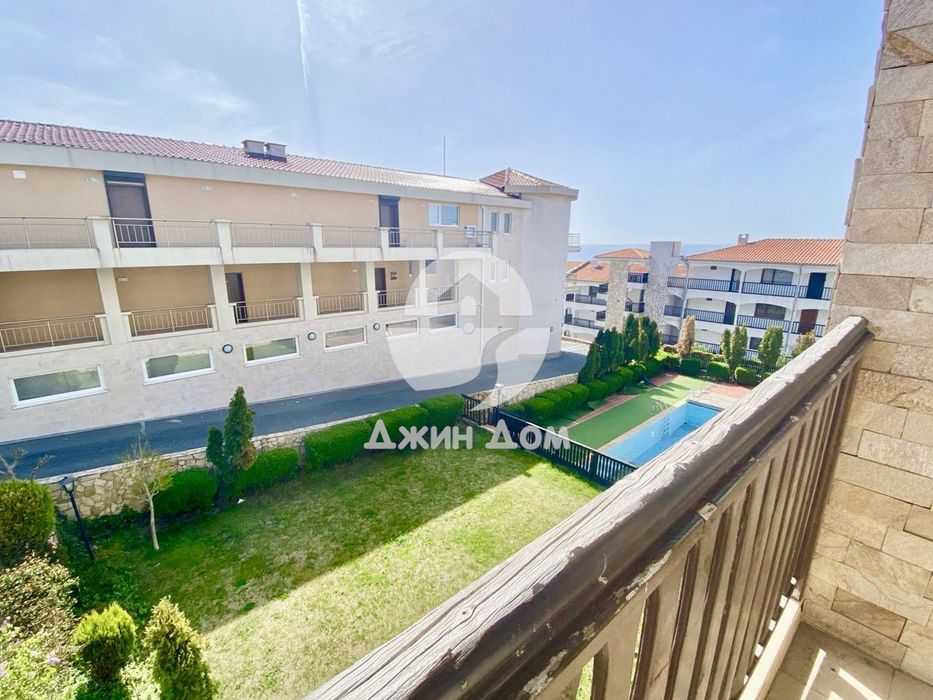 Тристаен апартамент в к-с „Трявна Бийч“, гр. Свети Влас