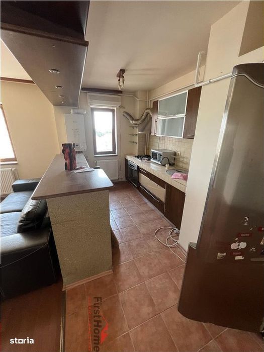 Apartament 3 camere,etaj 6(lift nou),ultracentral- Piata Unirii