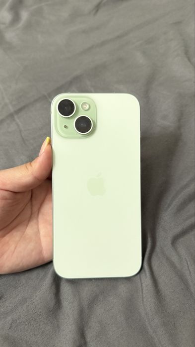 Продам Iphone 15   128Гб.