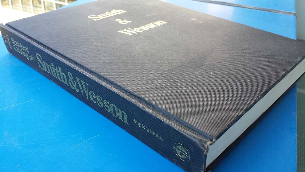 Легендарный стандарный каталог Smiss & Wesson США