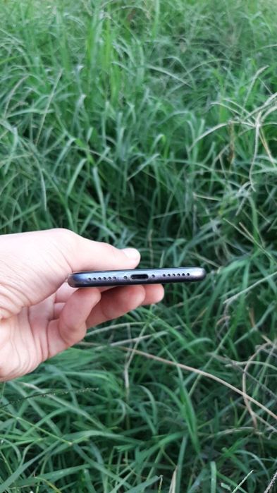 iphone 8 yomkst 90 radnoy