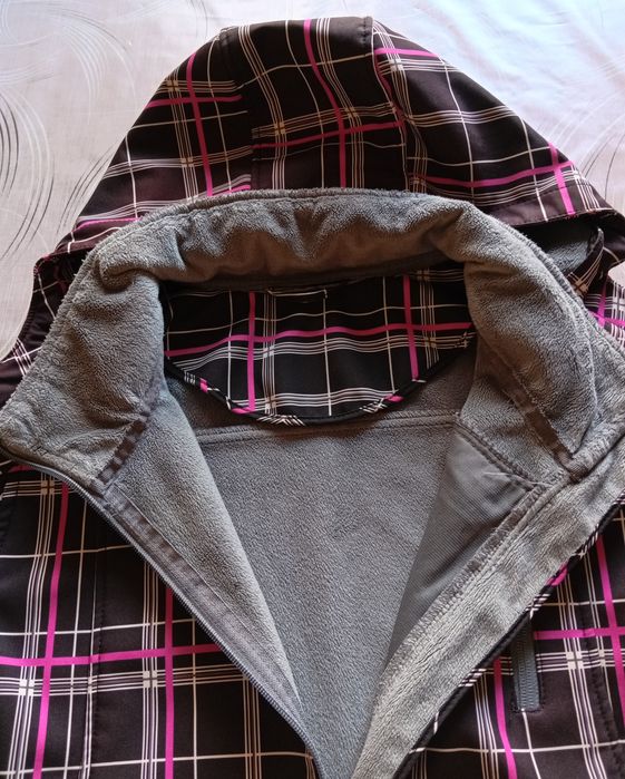 Спортно дамско яке