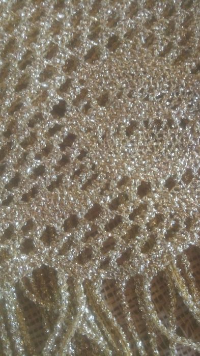 Елегантен дамски шал