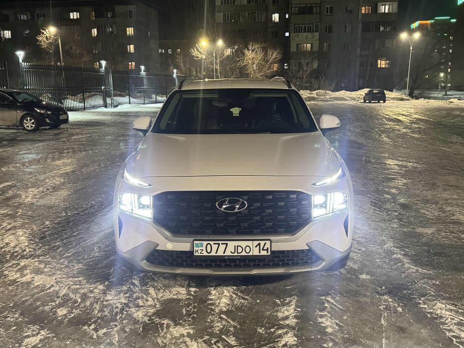 Продам хундай сантафе 2022 года