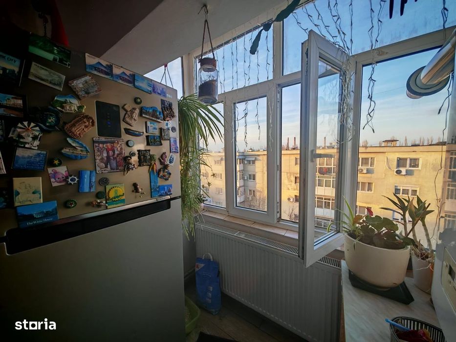 Decomandat, 4 camere, zona Brazda, 76.6 mp