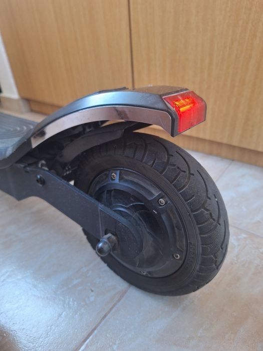 Trotinetă electrică FreeWheel Rider T1