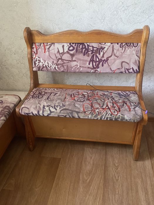 Угловая обеденная зона