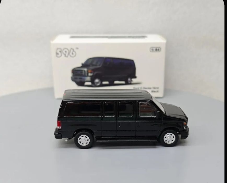 Продам Модельку Ford