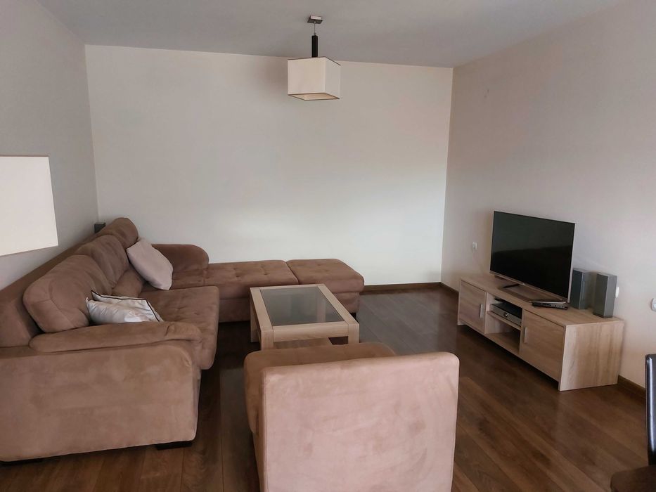 Дава се под наем Двустаен апартамент в Враца, Река Лева - 78 кв.м за 357 € - Снимка #1