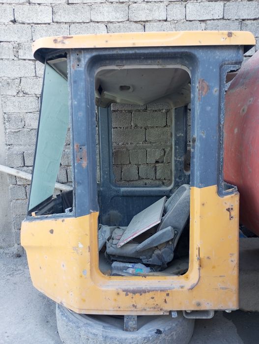 Кабина сотилади яхши холати