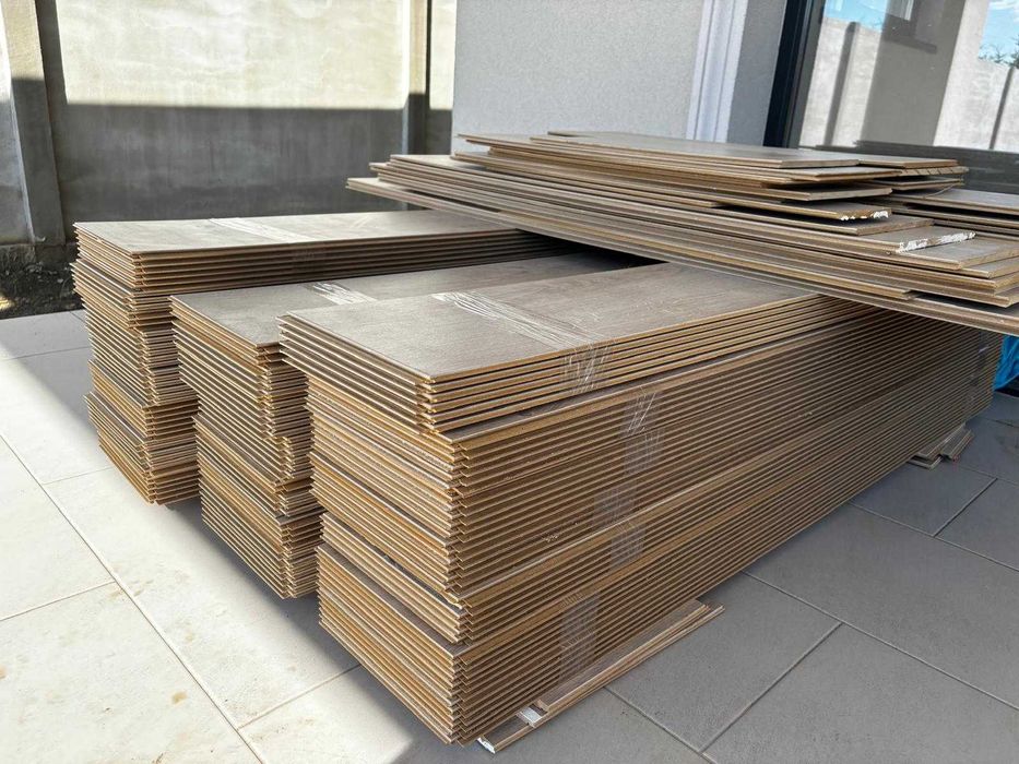 Parchet laminat, 8 mm, Cadenza (Raveli)