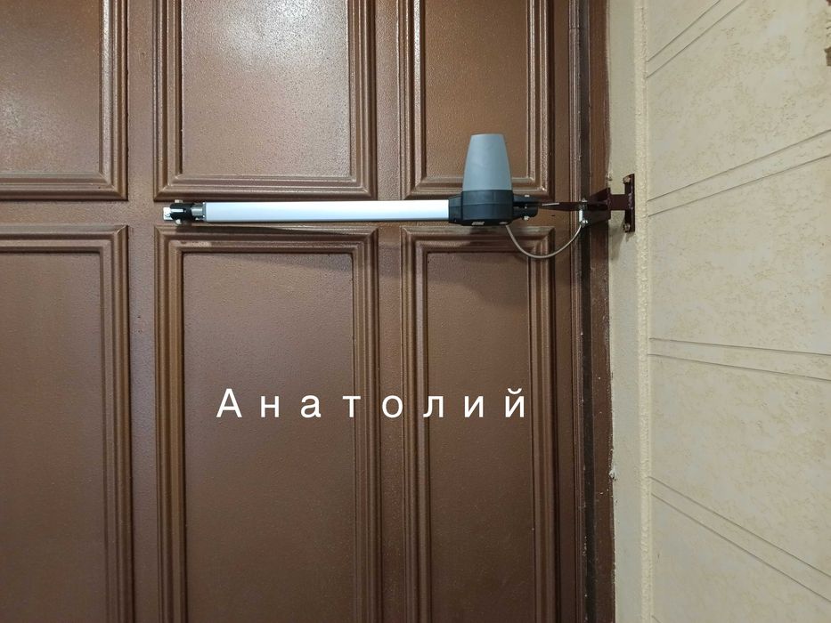 Автоматика на распашные ворота.Управление со смартфона!Аккумуляторы!