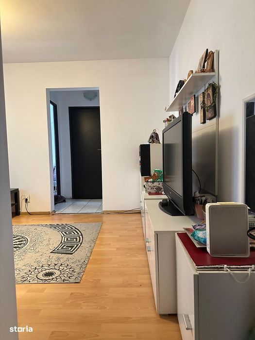 Apartament 3 camere de vânzare – zona Mihai Bravu, Ploiești
