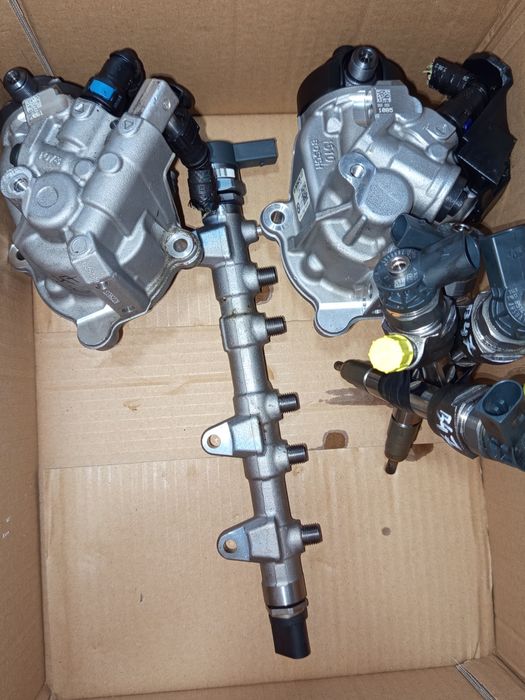 Injectoare/Pompa/Rampa B47 BMW Cod 8472208/ Cod 8579236 /Cod 8514148 B