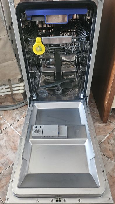 Mașină de spălat vase Hansa 45 cm (Slim), Inox, 3 coșuri (MaxiSpace)