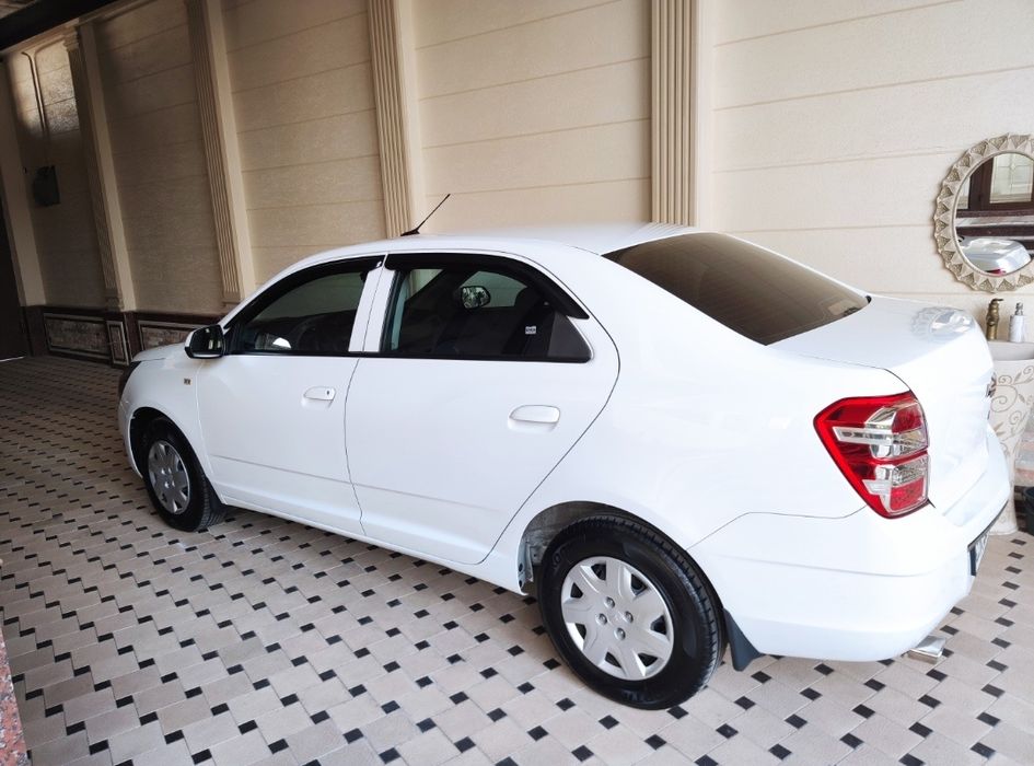 Chevrolet Cobalt 2020 — 3