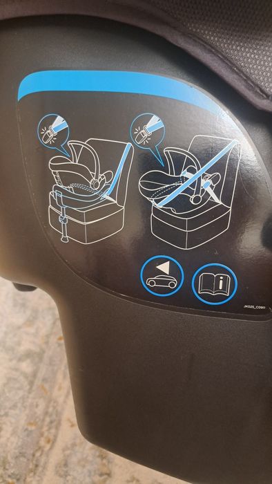 Продам автокресло Joie