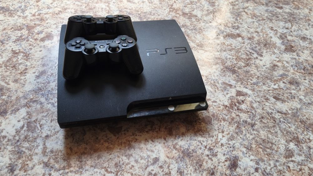 Продам Плейстешн 3 слим