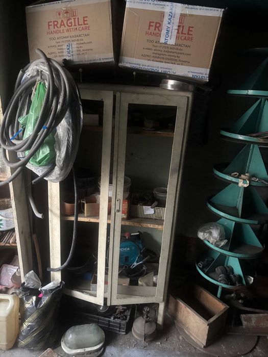 Шкаф металлический