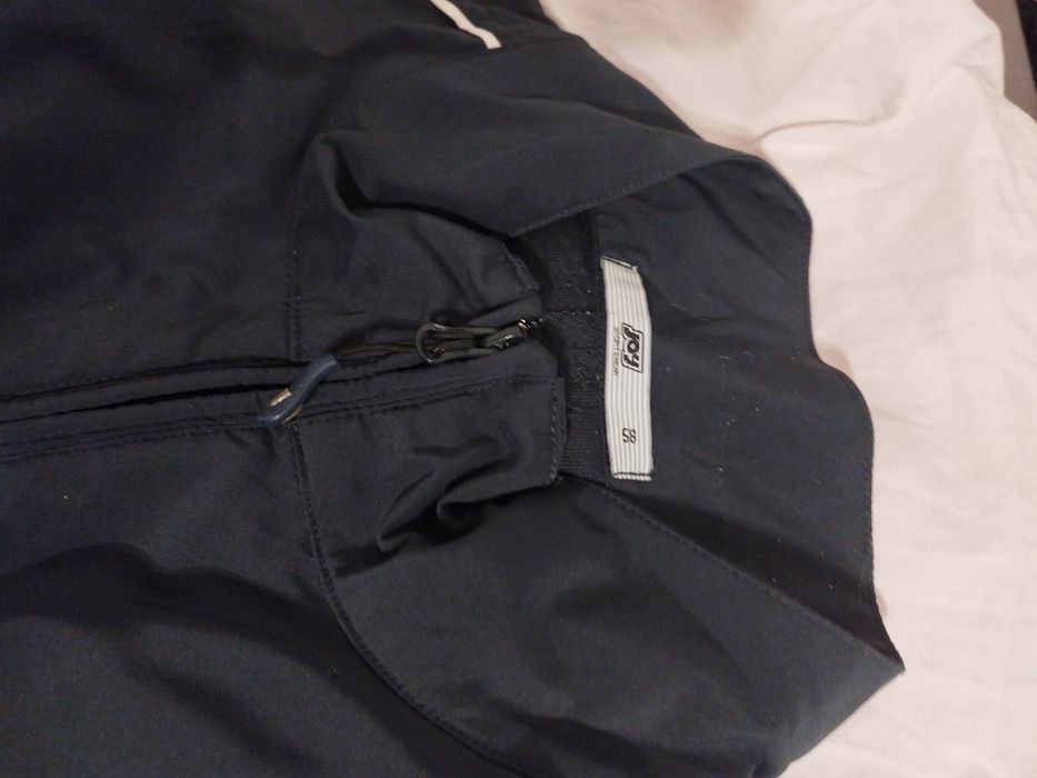 Geacă de culoare negru măsură XL