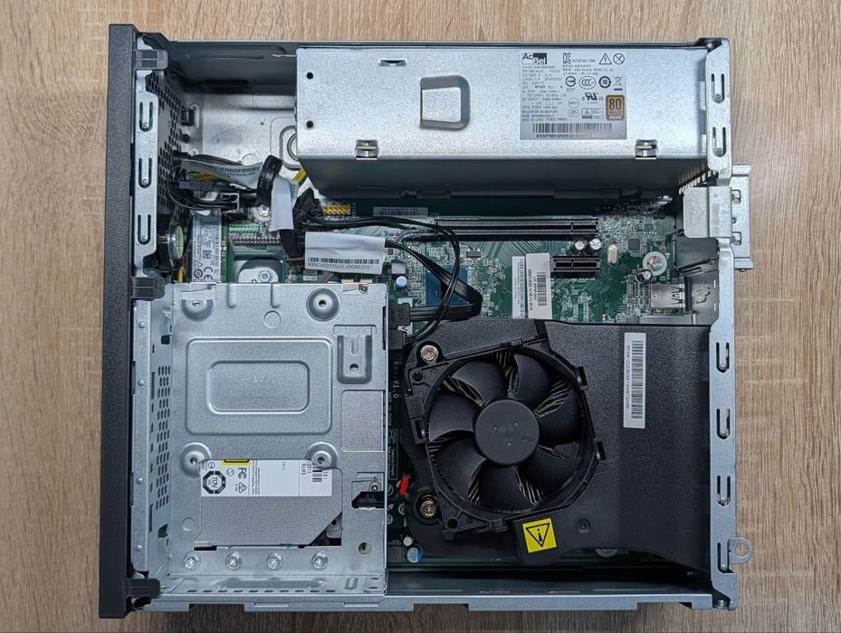Lenovo Thinkcentre M710e i5 7th 8/256GB
