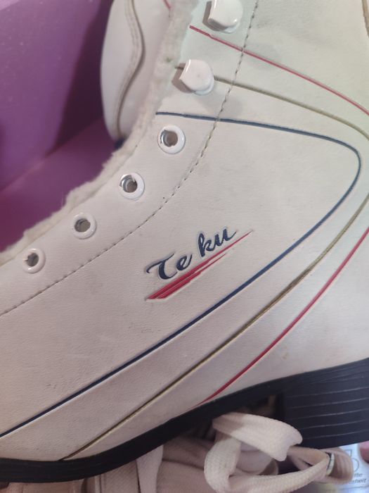 Фигурные коньки для девочки