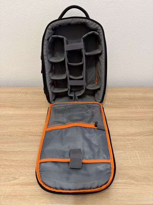 Camera foto Canon M6 Mark II sau obiective/accesorii