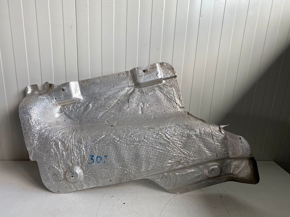 Scut termic rezervor VOLVO V60 2014-2018 31321124