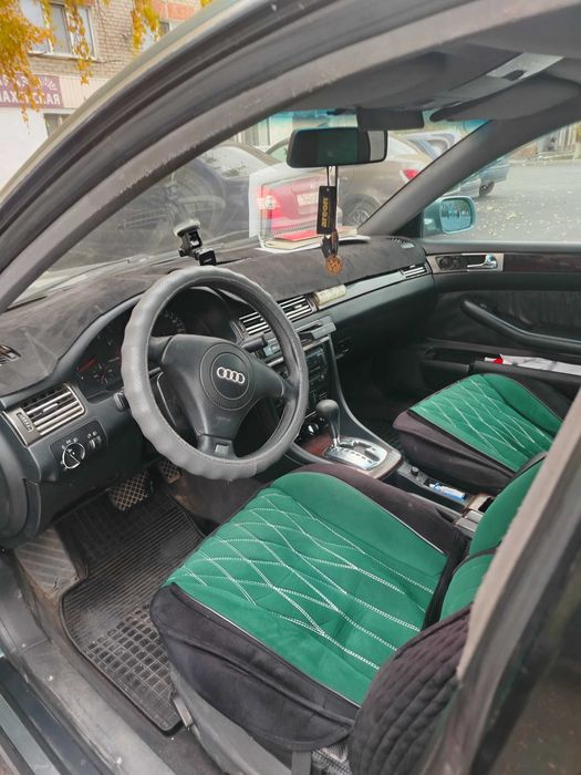 Продам машину Audi A6