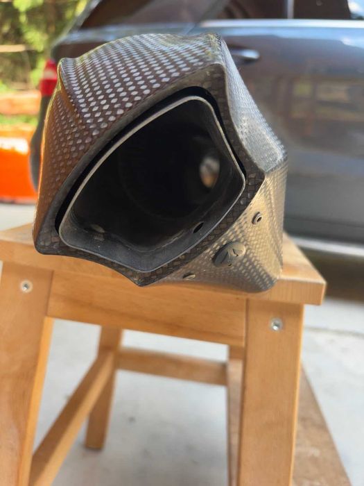 Akrapovic Slip-On Original Kawasaki Ninja H2 / H2 SX - Carbon - Street Legal
