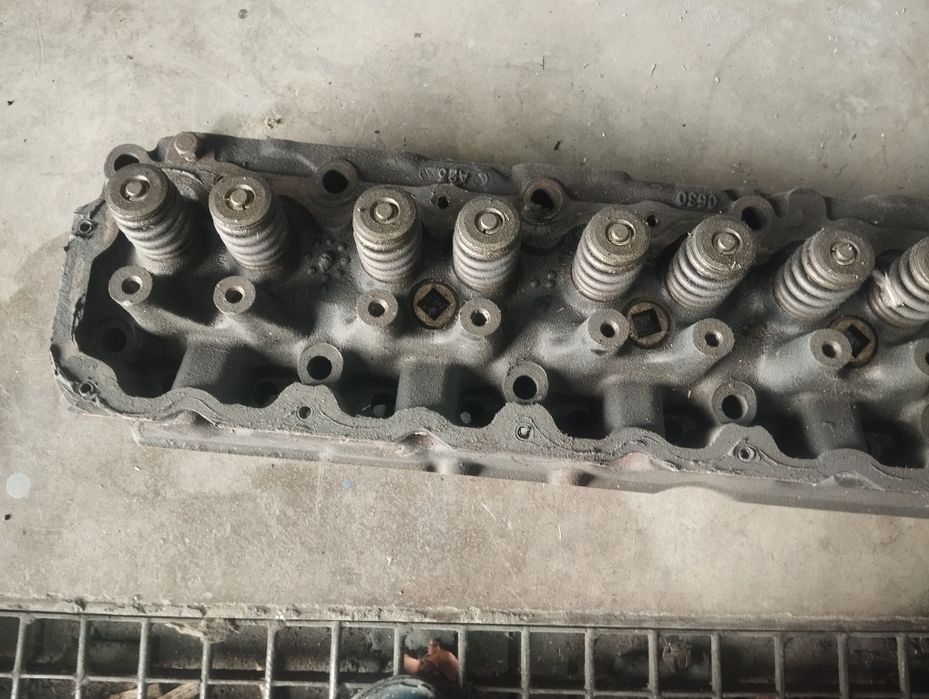 Продам головку на jeep grand Cherokee