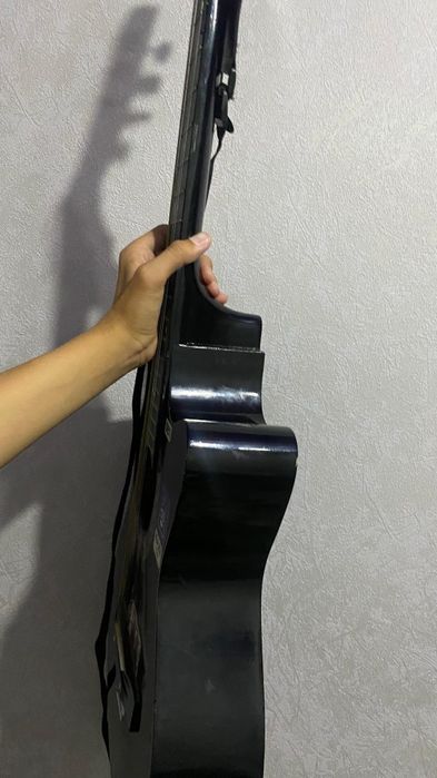 Гитара акустикаа