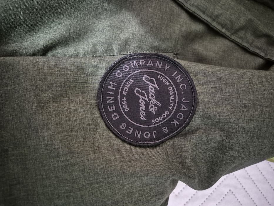 Jack & Jones мъжко яке размер С-S