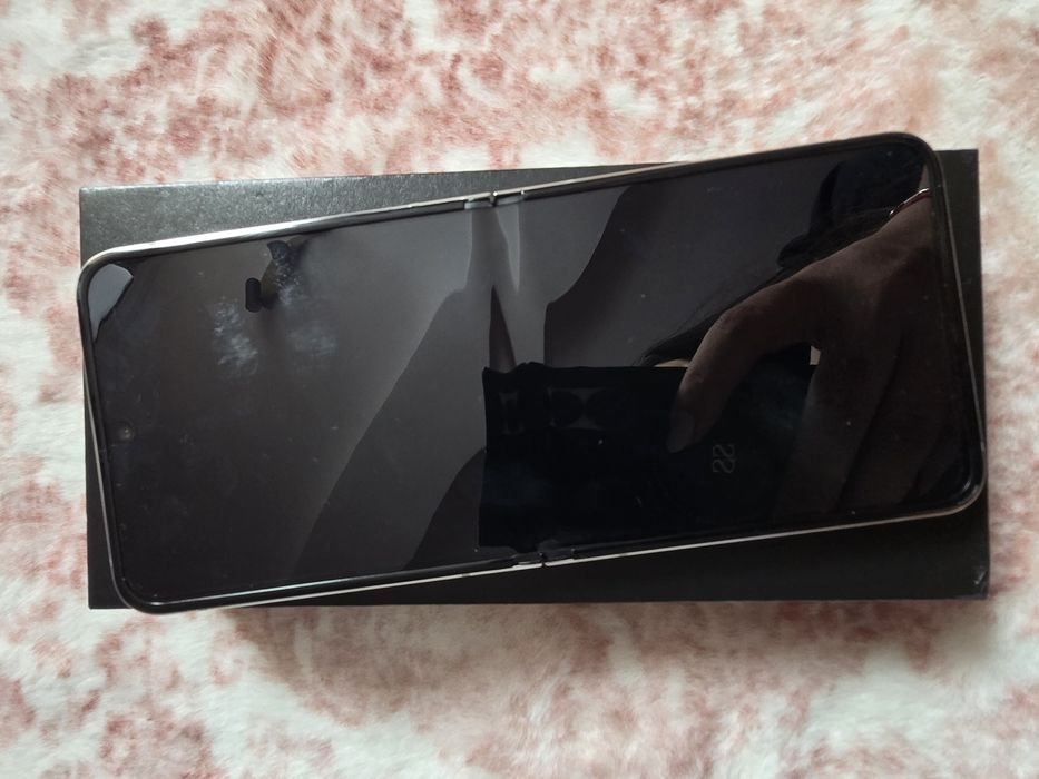 Samsung Galaxy Z Flip 5