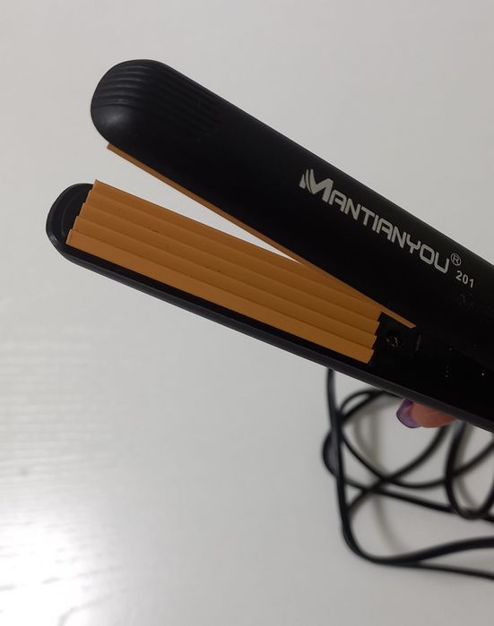 Плойка-гофре для волос новая