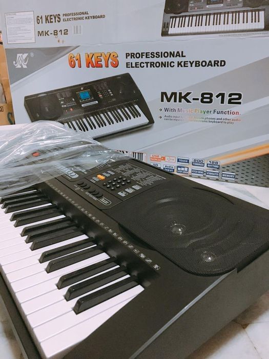 Sintizator 812  professionalniy 61 klavish 350 funksiya  5 akt