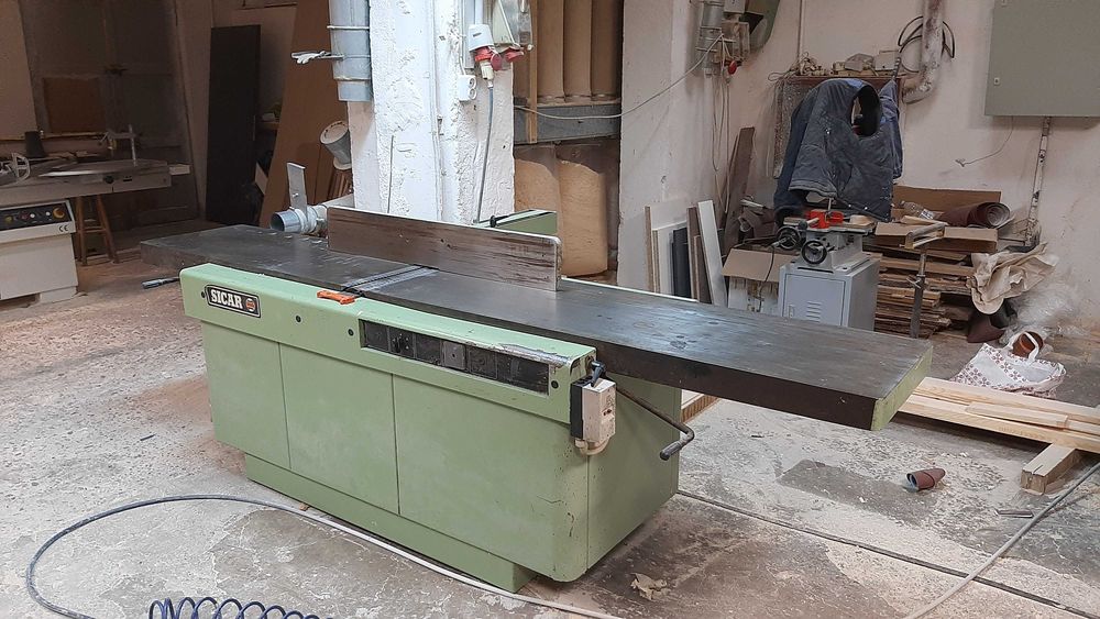 Abricht, abric, masina de indreptat