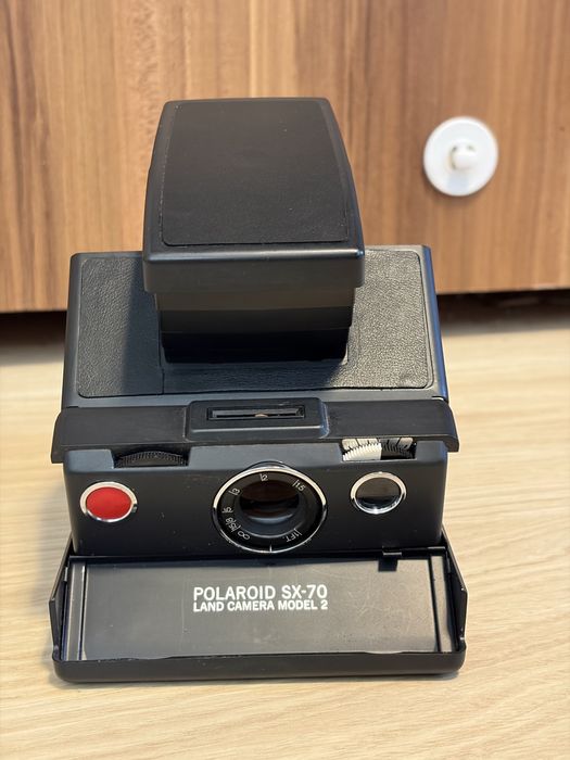 Camera instant polaroid sx-70 land camera model 2 + un pachet film