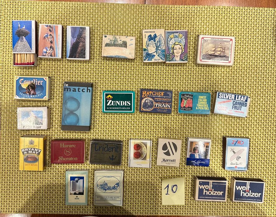 Различни Комплекти кибрити