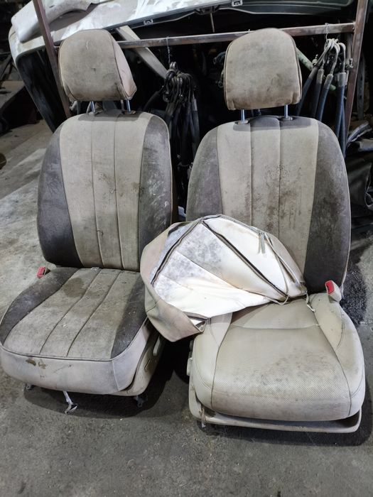 Сиденья Лексус ES 2011