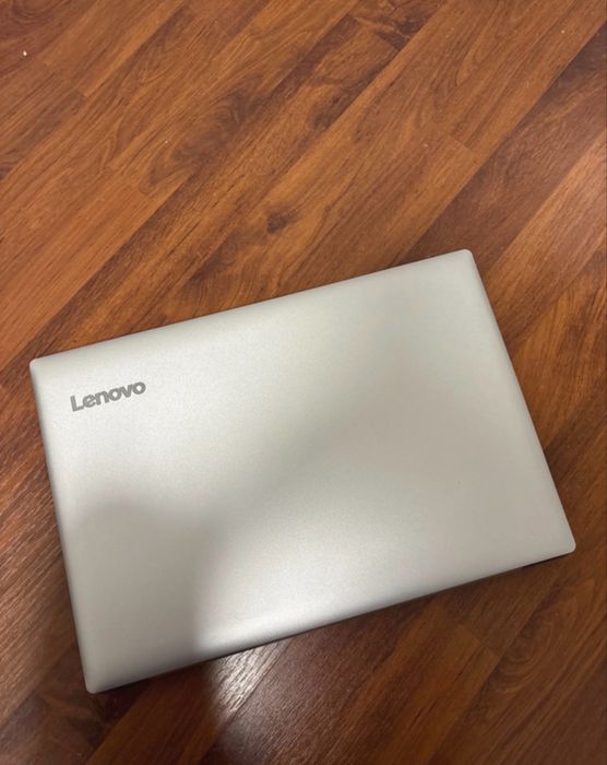 Laptop LENOVO IdeaPad 330-15IKB, Intel Core i5-7200U pana la 3.1GHz