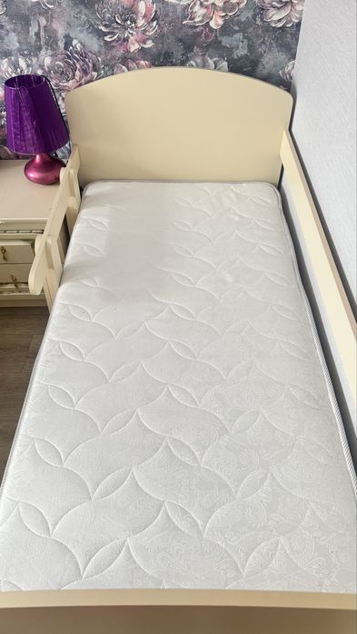 Продам кровать 160