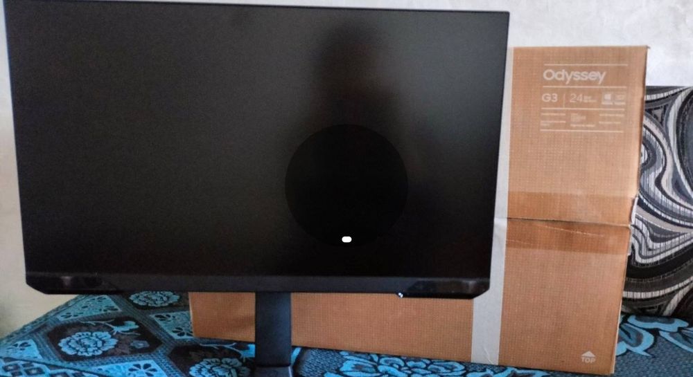 Монитор компьютерный