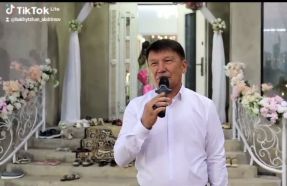 Тамада Әнші домбыра Баян