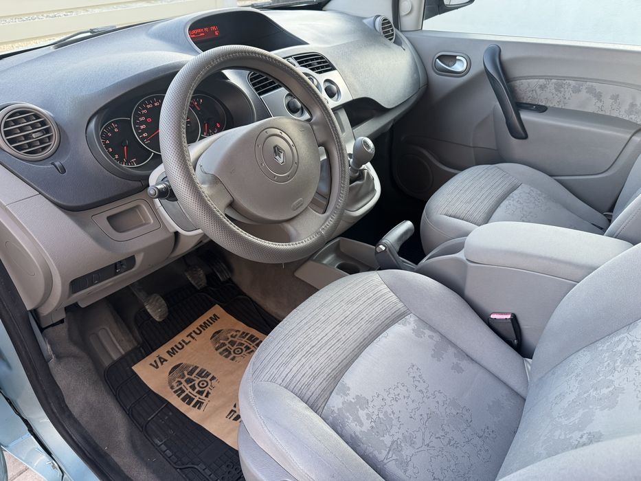 Renault Kangoo 5 locuri 1.5 Diesel 6 viteze - Stare foarte buna !