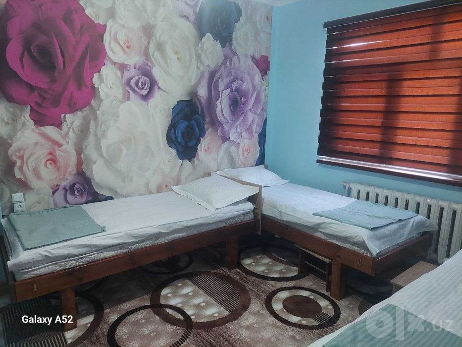 Хостел, Янги форматдаги хостел. Black and white hostel