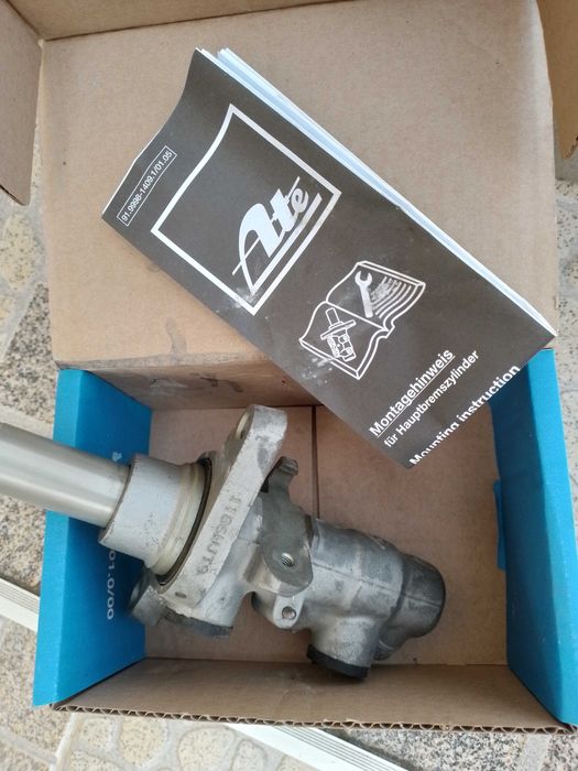 Спирачна помпа Passat 6