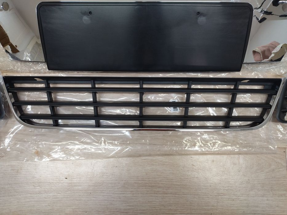 Решётки радиатора Passat B6