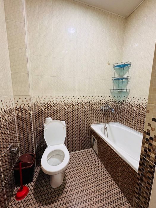 1 xonali kvartira sotiladi