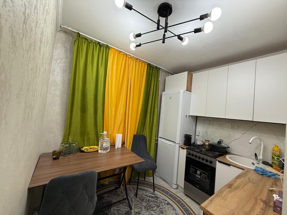 Сдам 2х ком квартиру